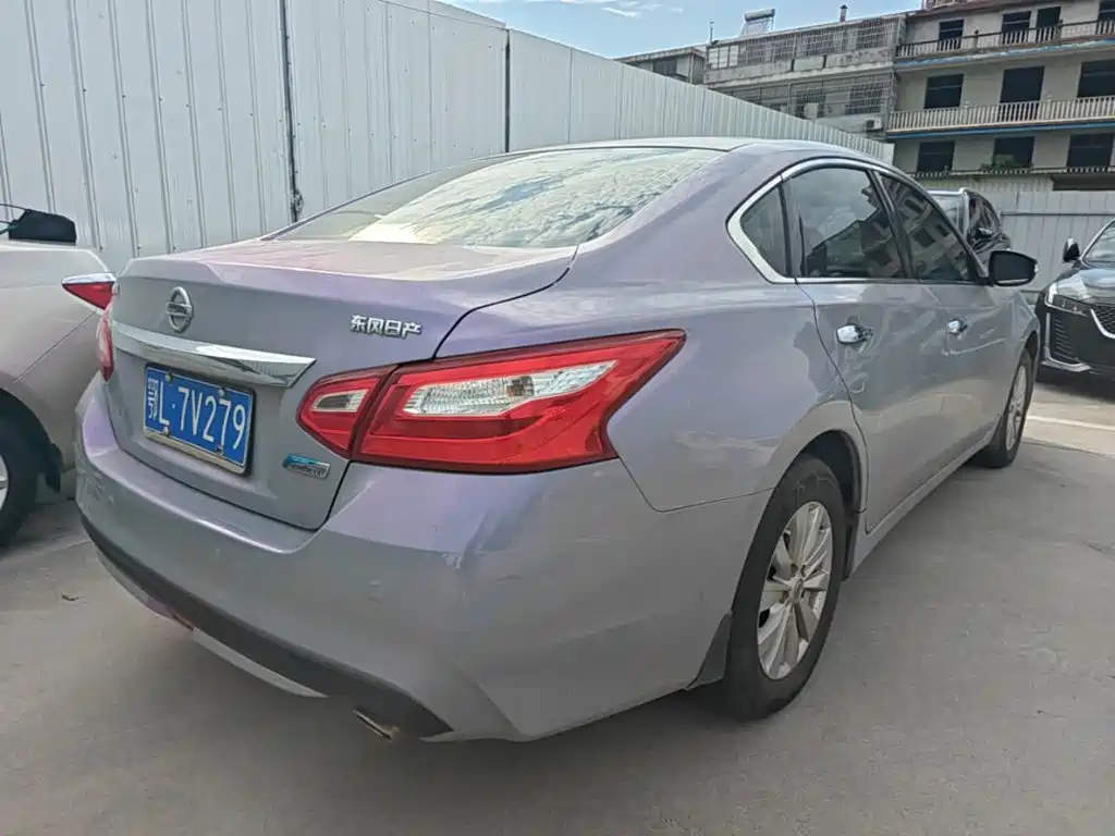 Teana Facelift 2.0 L XL Comfort