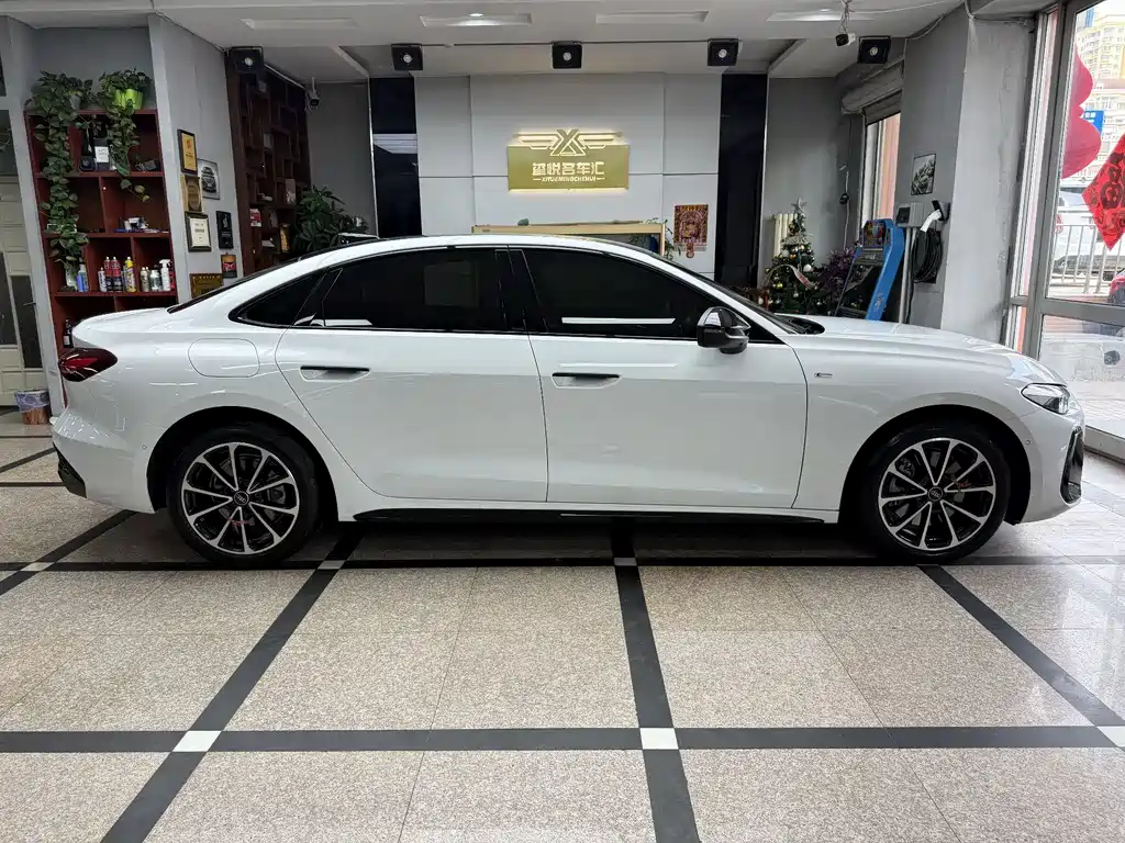 Audi A5 L 2.0 T Sport