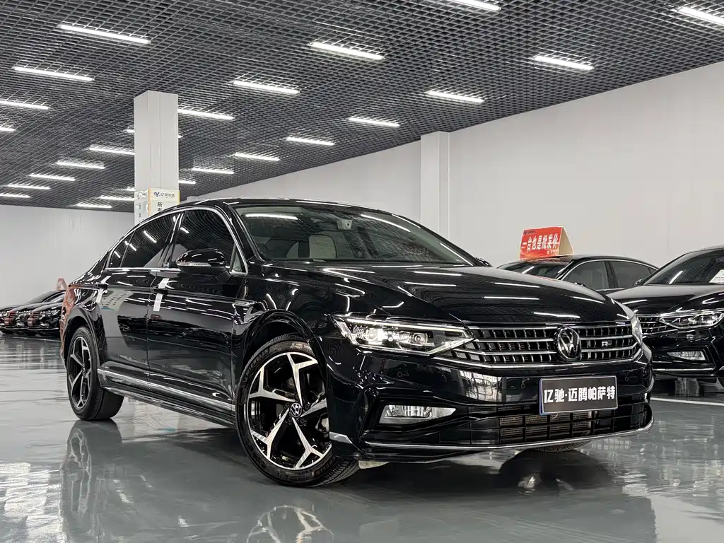 Magotan 200 10 K Commemorative 330 TSI DSG Luxury