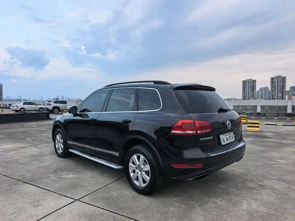Touareg 3.0 TDI Diesel Standard Config