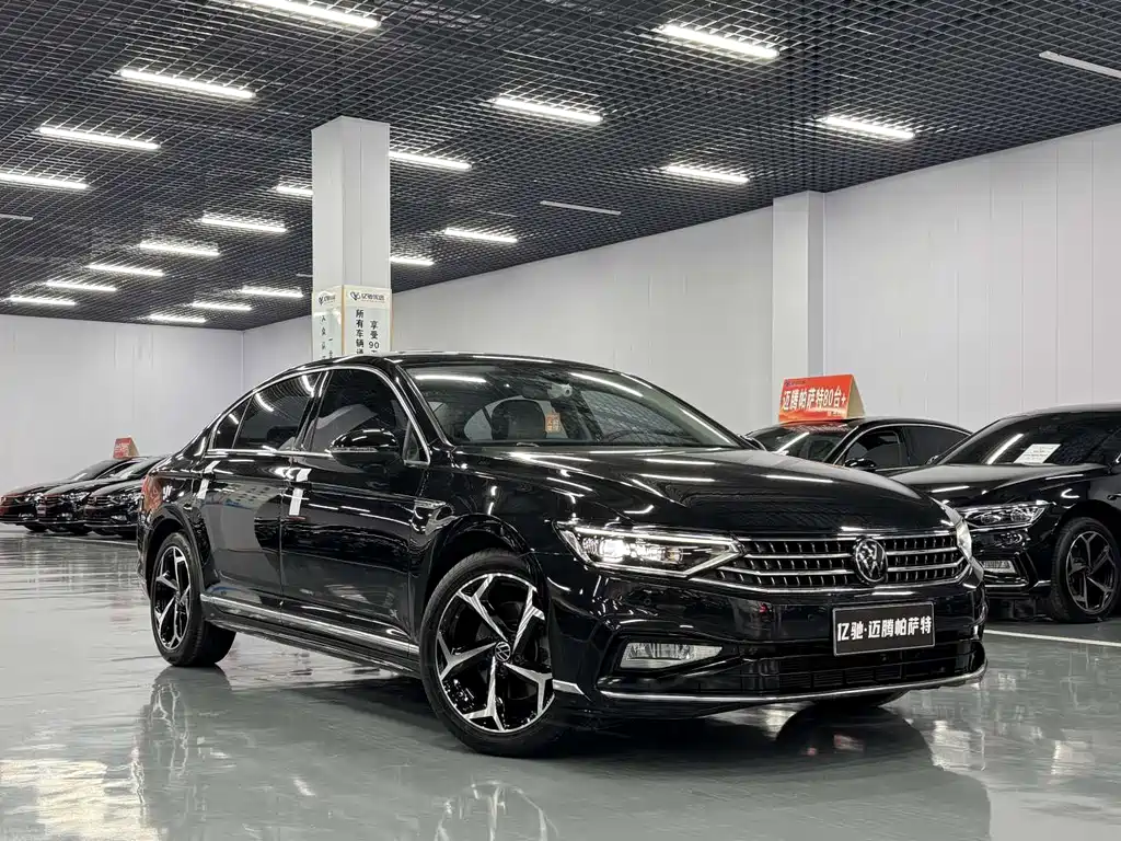 Magotan 200 10 K Commemorative 330 TSI DSG Luxury