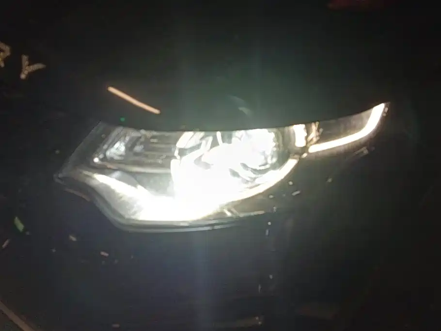 Discovery Sport 240 PS SE