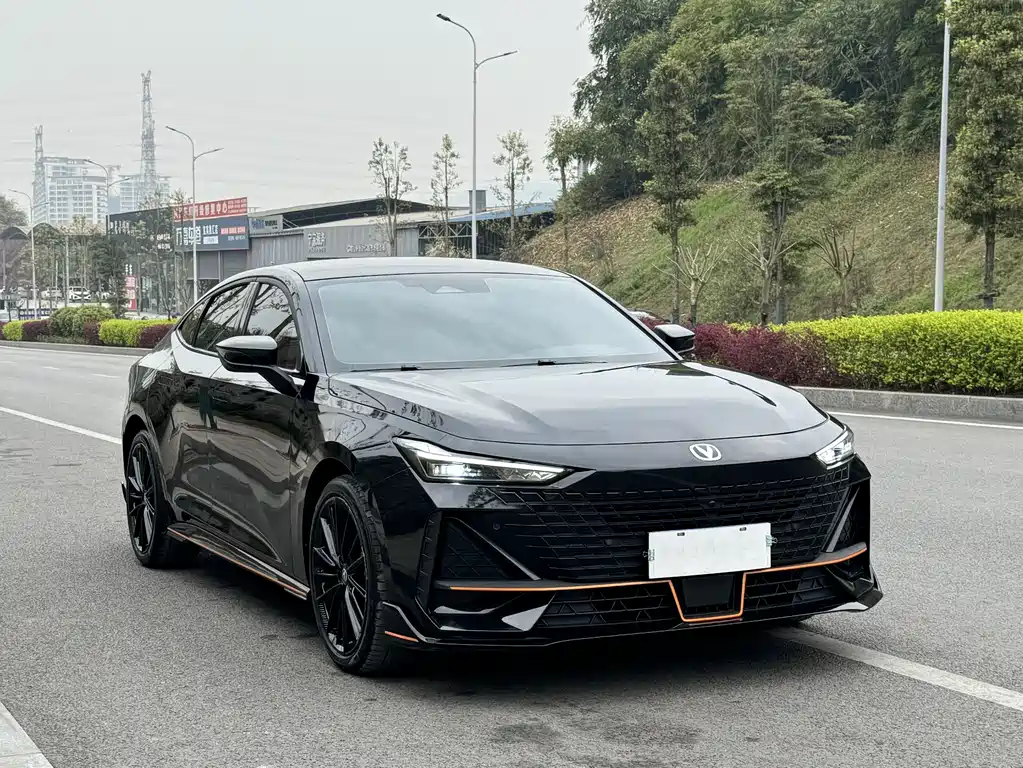 Changan UNI-V 1.5 T Sport