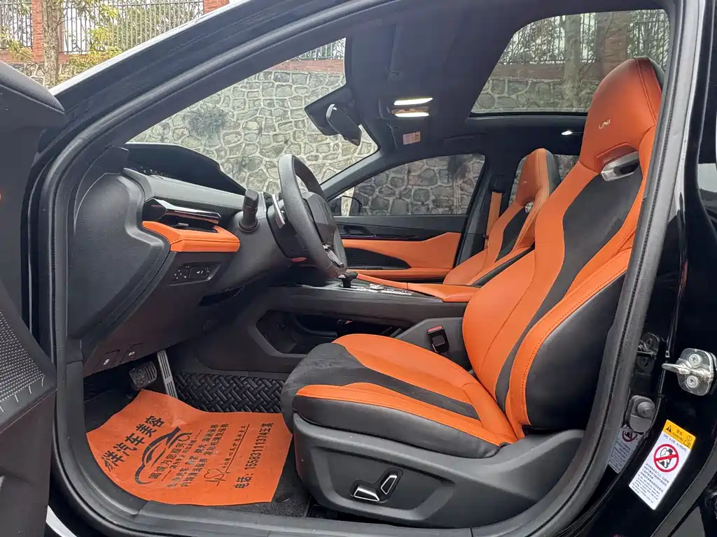Changan UNI-V 1.5 T Sport