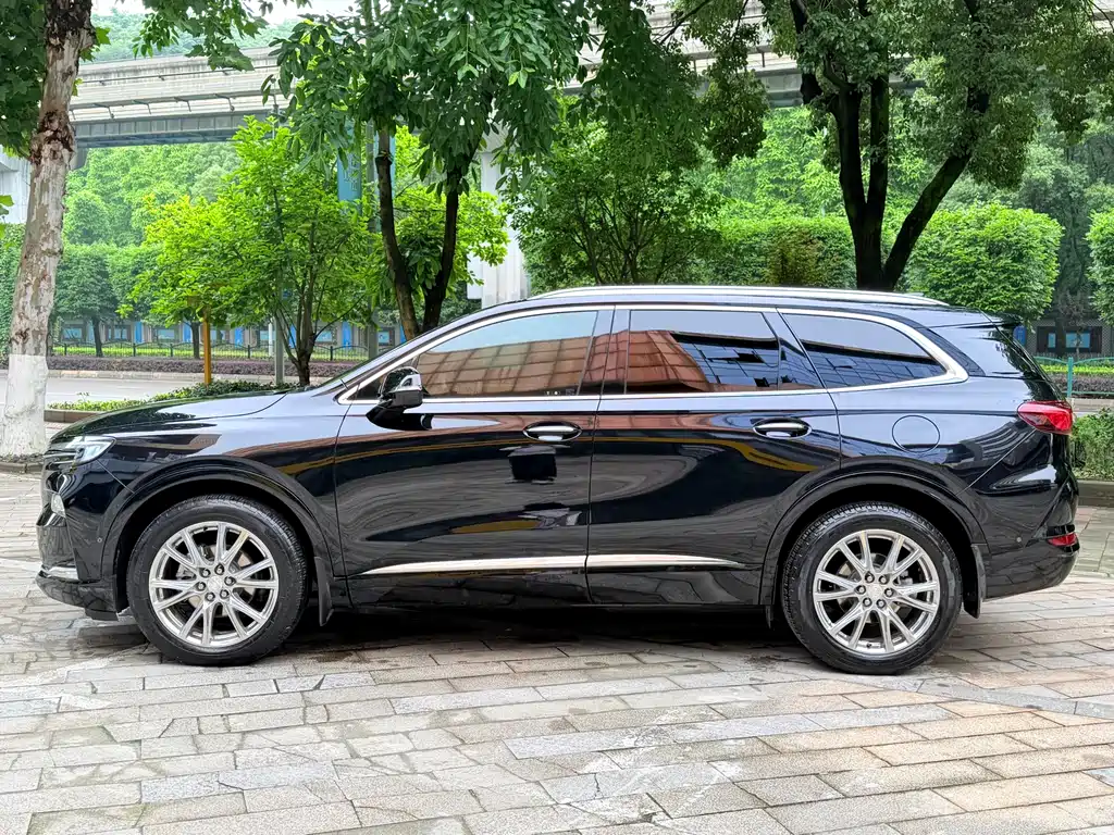Enclave 652 T 4 WD Premium Flagship 7-seat