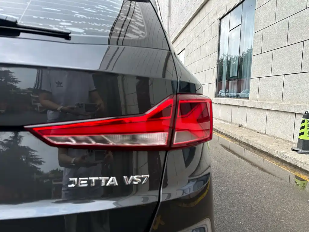 Jetta VS7 280 TSI Auto Joy