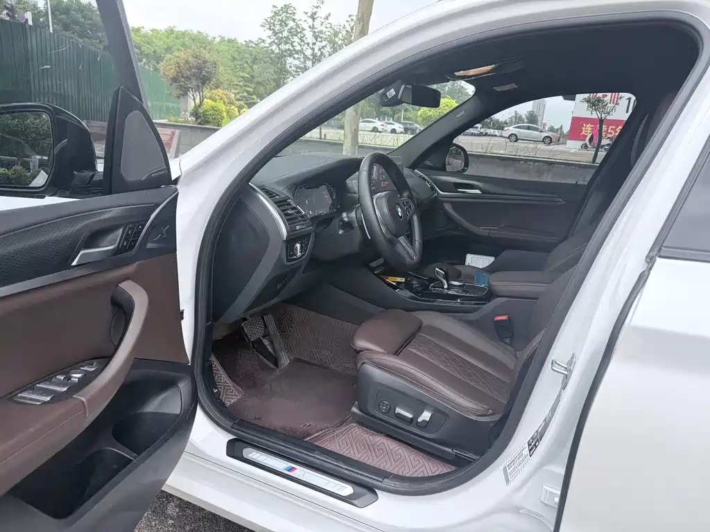 BMW X3 xDrive30 i Premium M Night Package