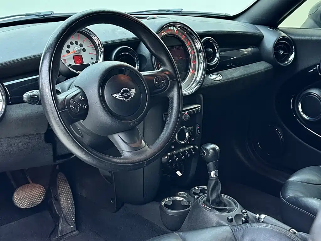 MINI Coupe 1.6 L COOPER
