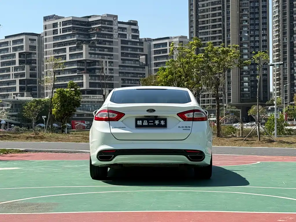 Mondeo 2.0 L GTDi200 Luxury