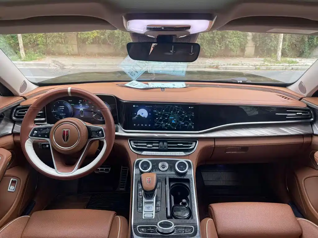 Hongqi H9 2.0 T Connected Flagship Enjoyment