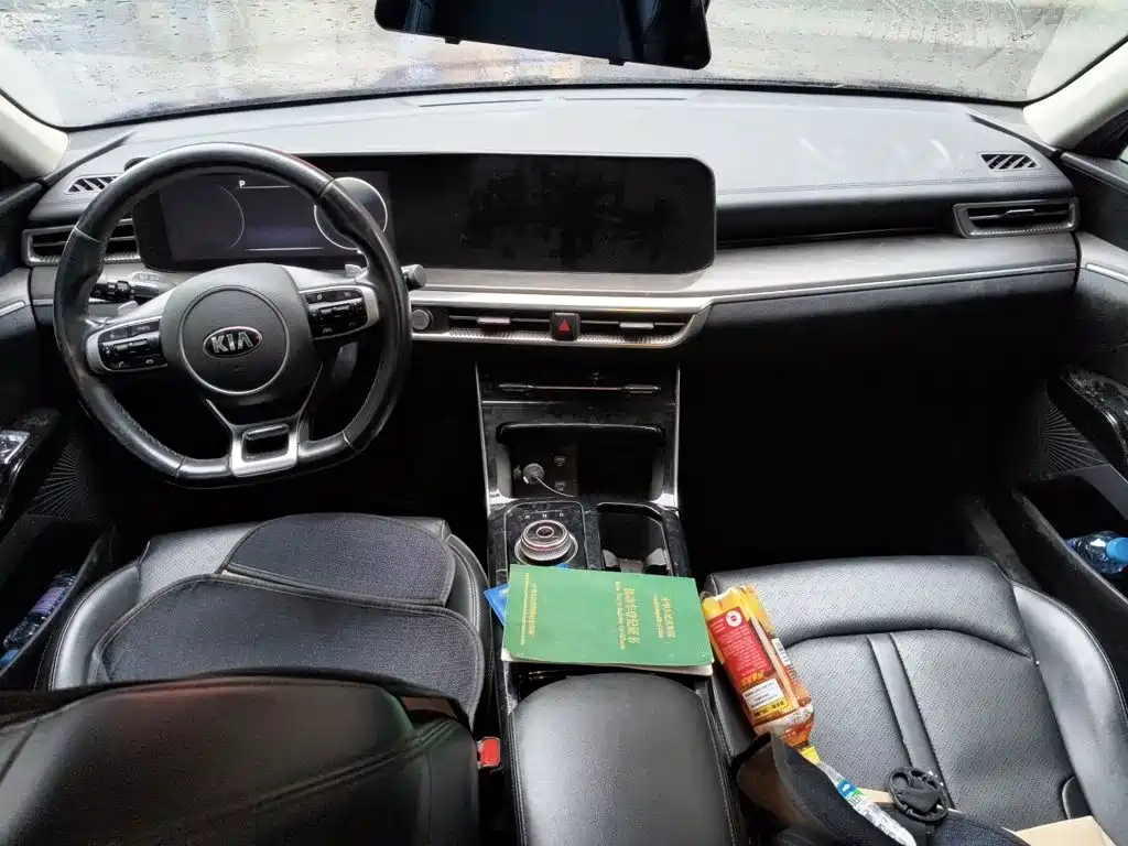 Kia K5 270 T CVVD Luxury Tech