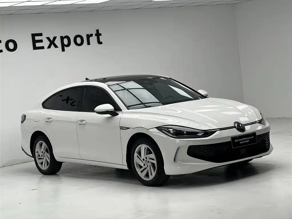 Lamando Lamando L 280 TSI DSG Dazzle Hot