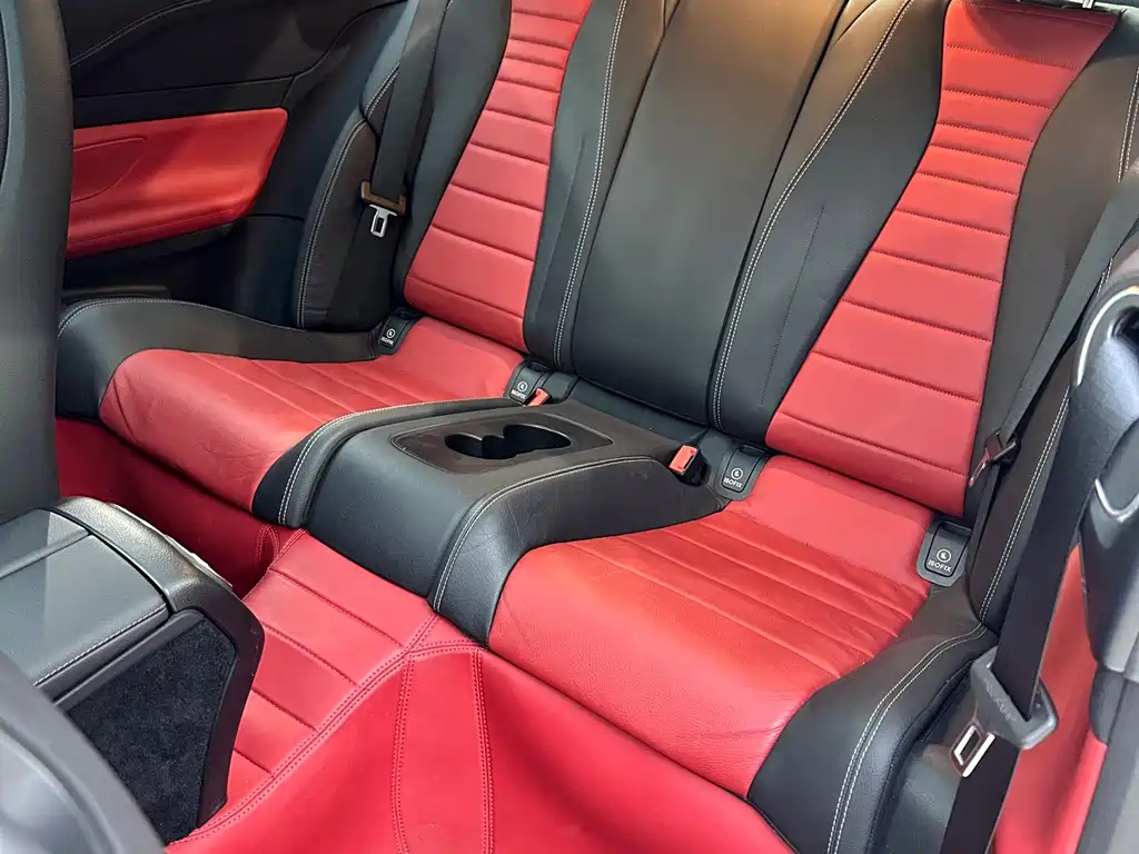 Mercedes-Benz E-Class (Import) E 260 Coupe