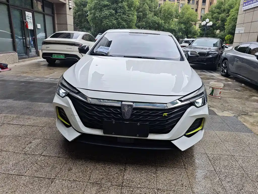 Roewe i6 MAX NEV 1.5 T PHEV Cool Sky