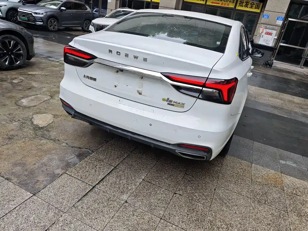 Roewe i6 MAX NEV 1.5 T PHEV Cool Sky