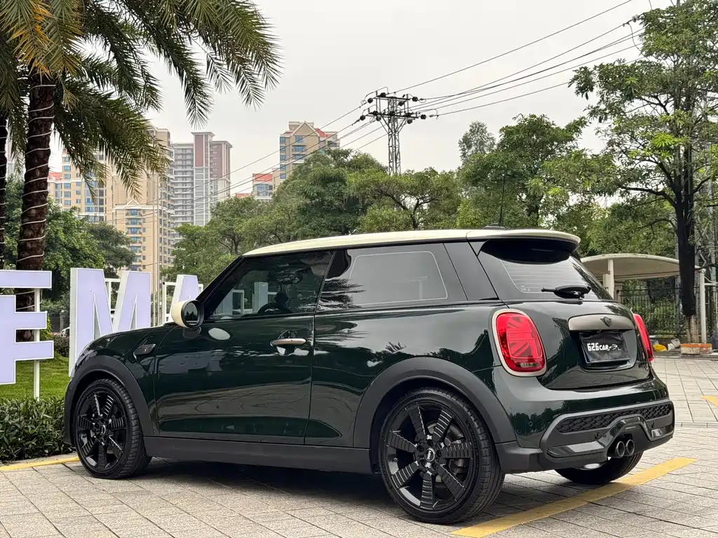 MINI 2.0 T COOPER S Obsession Special Edition
