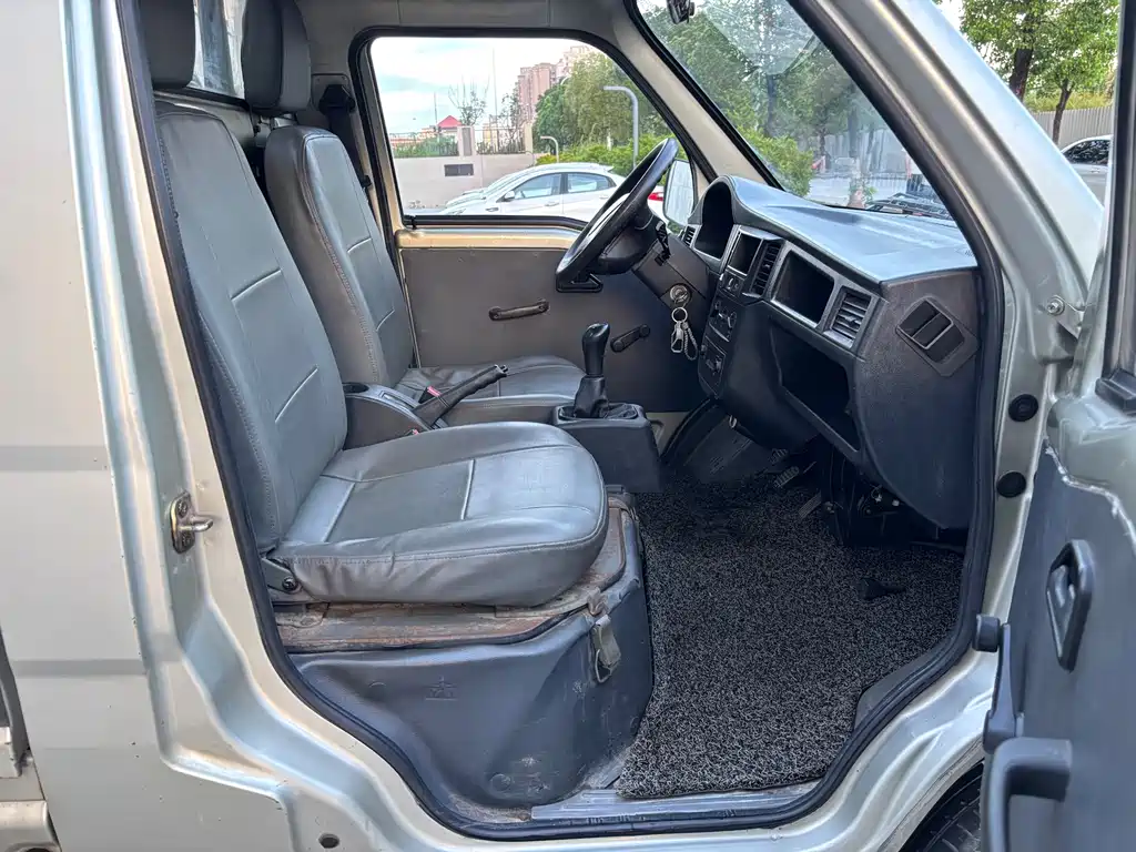 Wuling Zhiguang Mini Truck 1.2 L Single Cab LSI