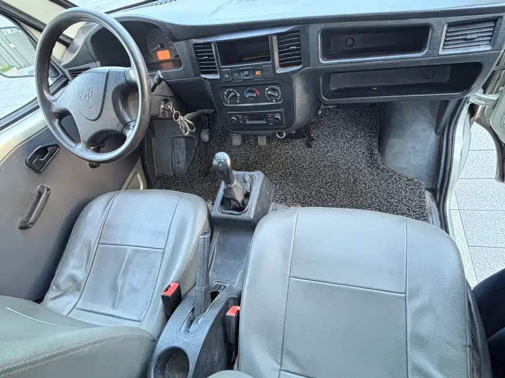 Wuling Zhiguang Mini Truck 1.2 L Single Cab LSI