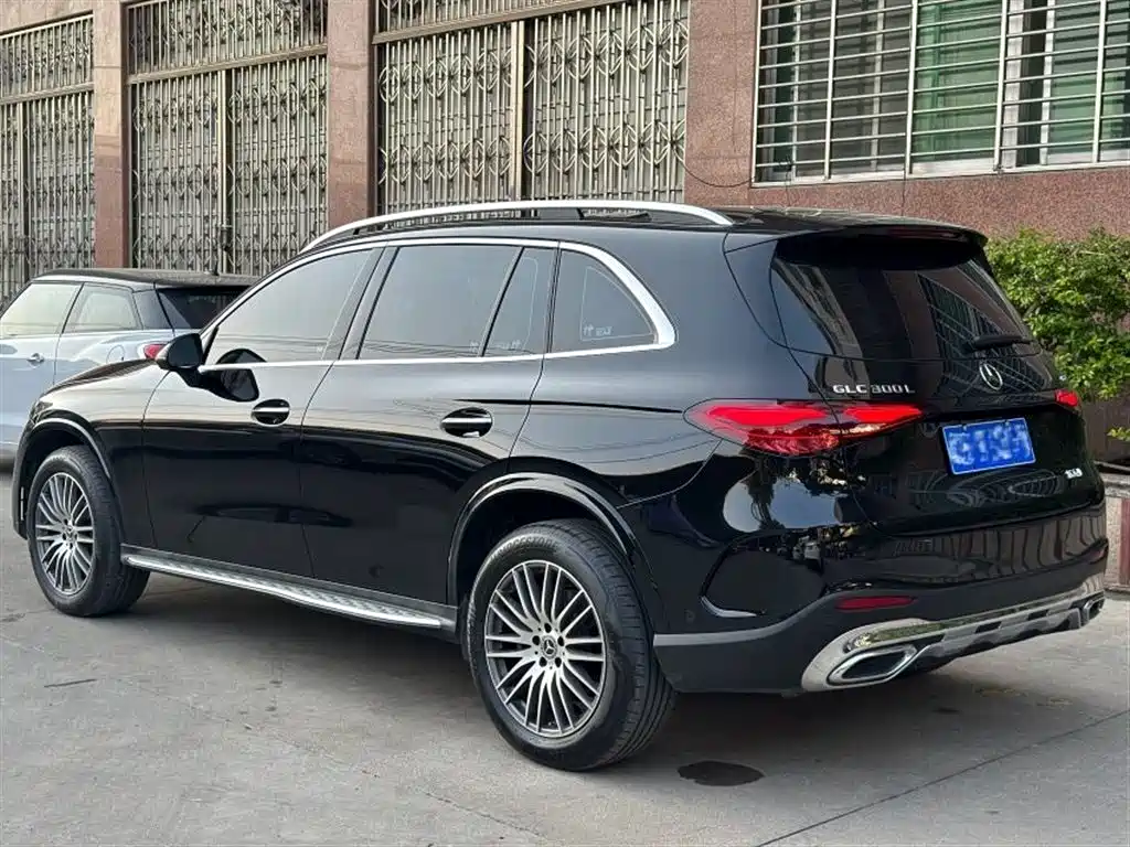 Mercedes-Benz GLC GLC 300 L 4 MATIC Dynamic 5-seat