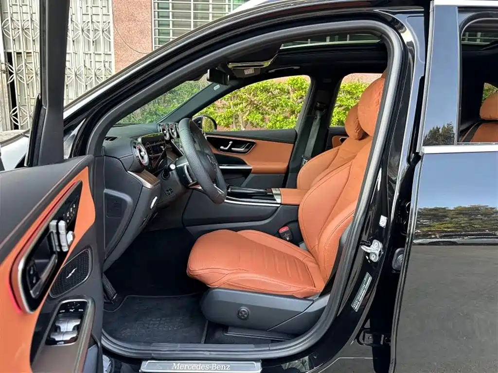 Mercedes-Benz GLC GLC 300 L 4 MATIC Dynamic 5-seat