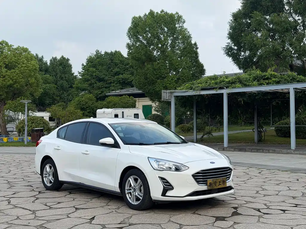 Focus Sedan 1.5 L Auto Sharp Leap CN-V