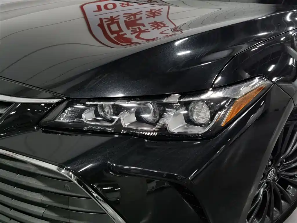 Avalon 2.5 L Touring Distinguished CN-VI