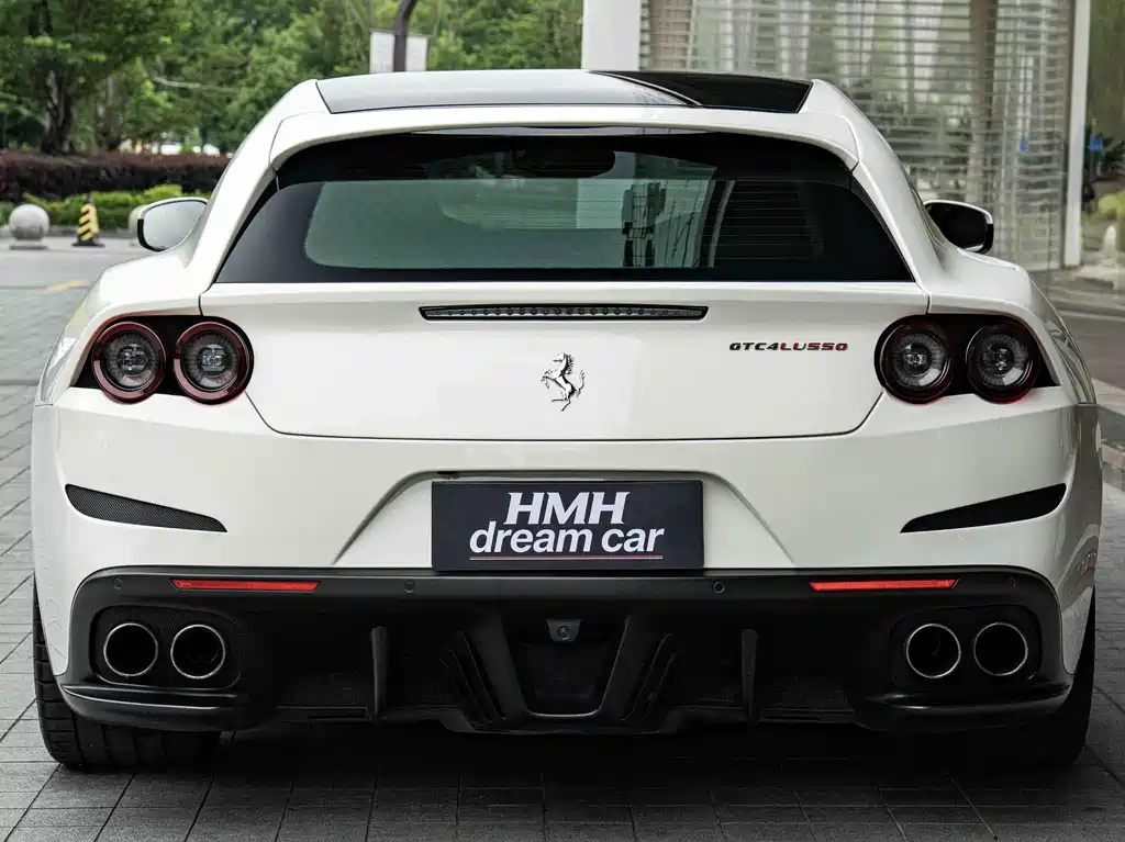 GTC4 Lusso 6.3 L V12