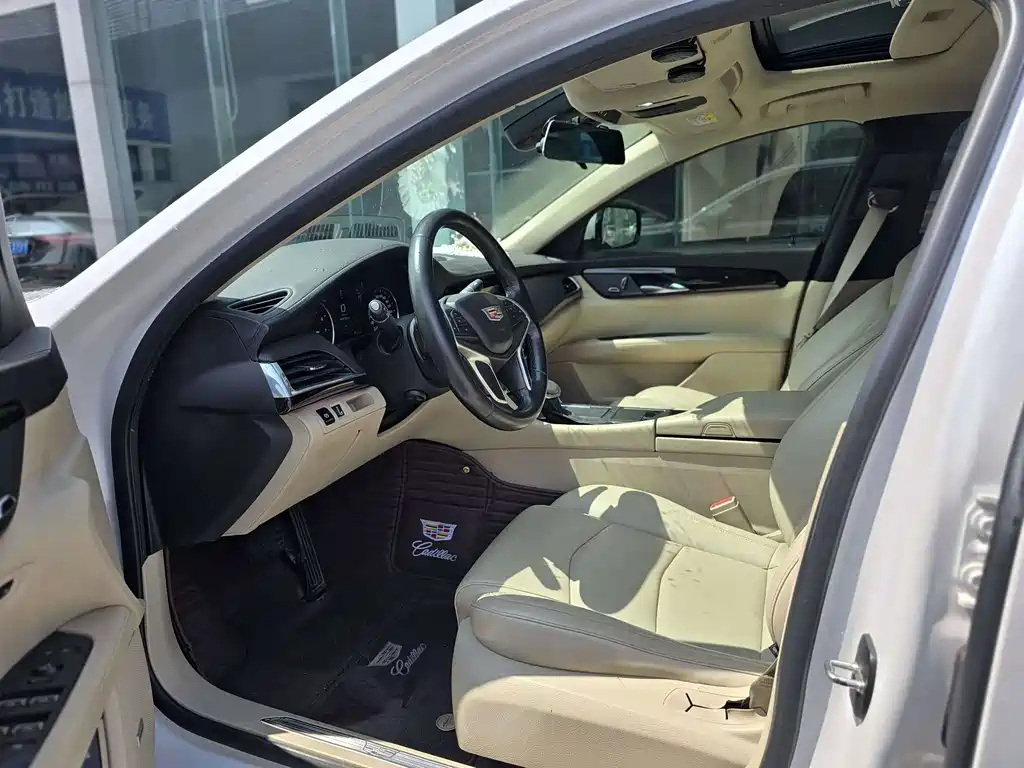 Cadillac CT6 28 T Fashion