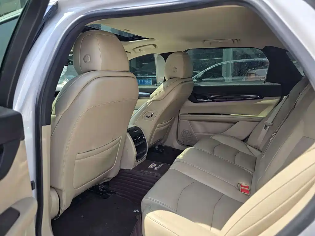 Cadillac CT6 28 T Fashion