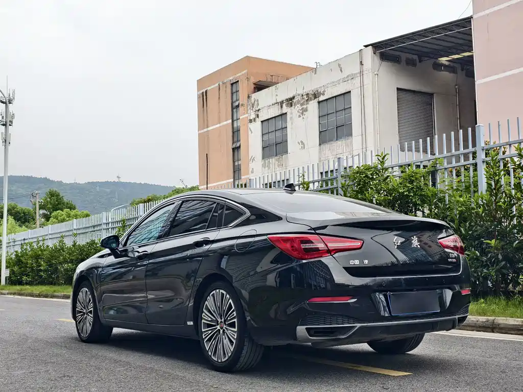 Hongqi H5 Classic Facelift 1.5 T DCT Flagship Charm
