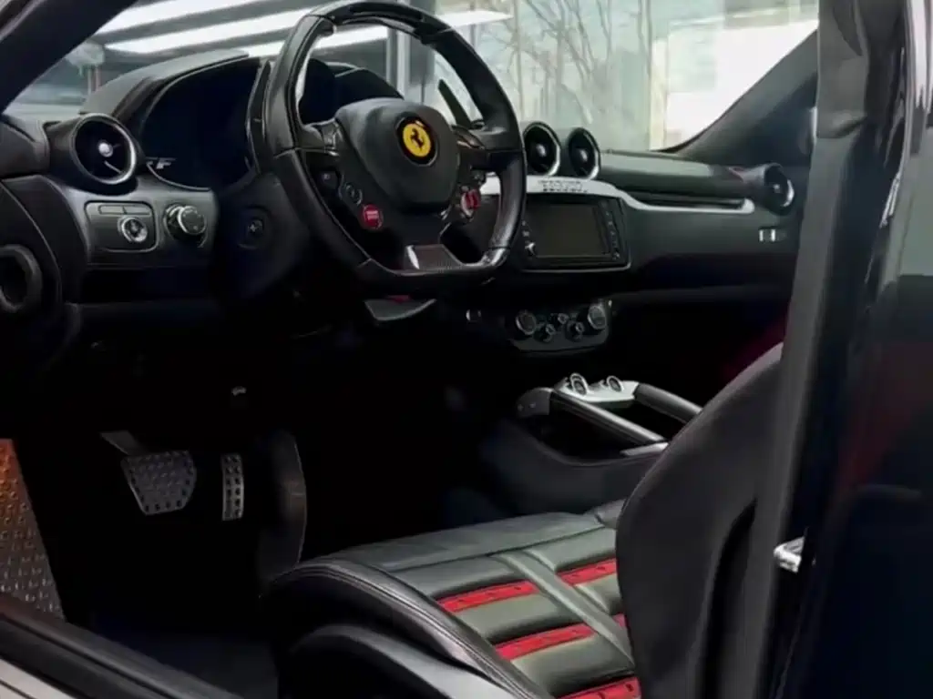 Ferrari FF 6.3 L V12