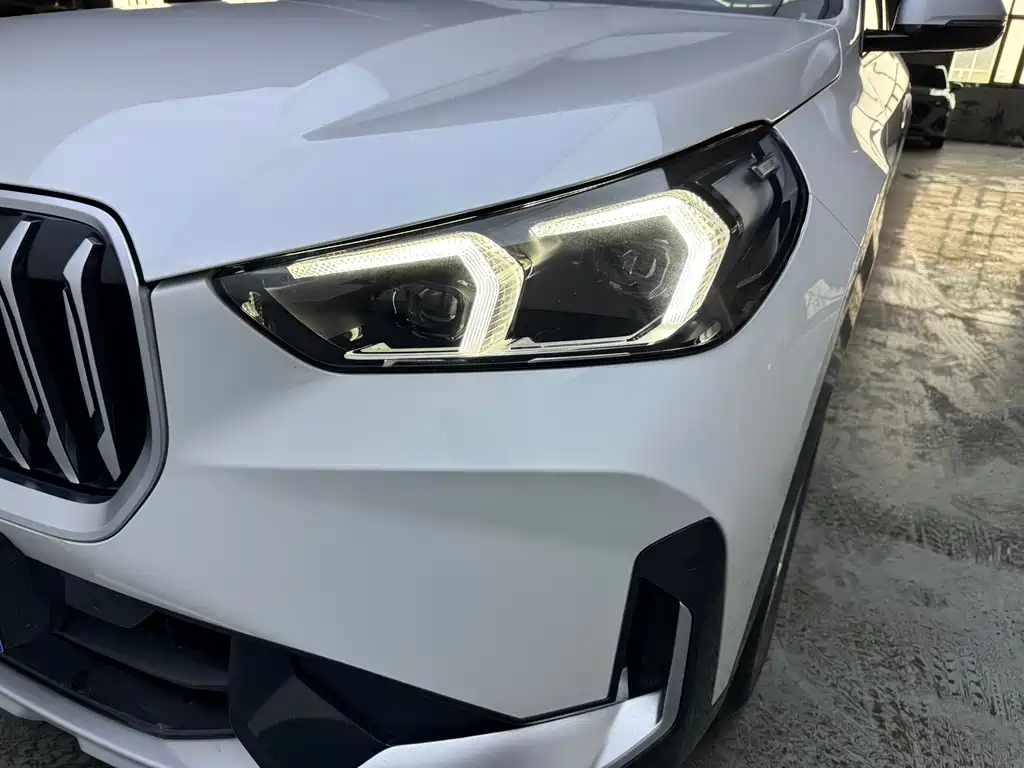 BMW X1 sDrive20 Li X Design Package