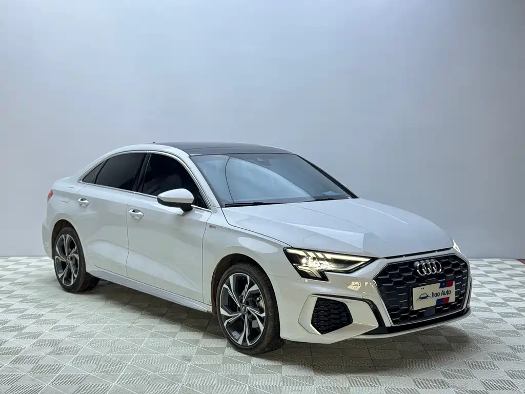Audi A3 A3 L Limousine 35 TFSI Luxury Sport