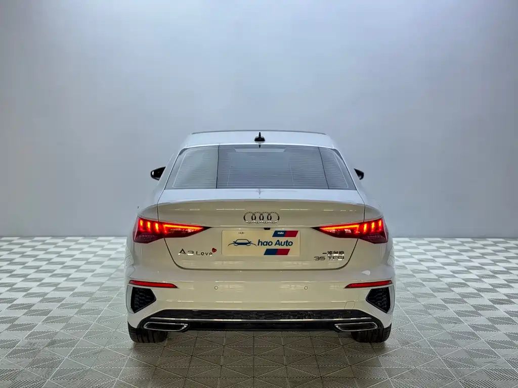 Audi A3 A3 L Limousine 35 TFSI Luxury Sport
