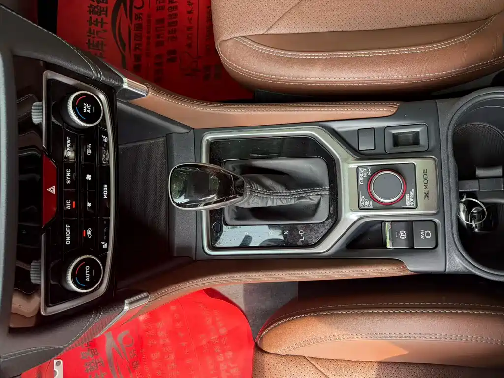 Forester 森林人 2019款 2.0 i 智擎运动版EyeSight
