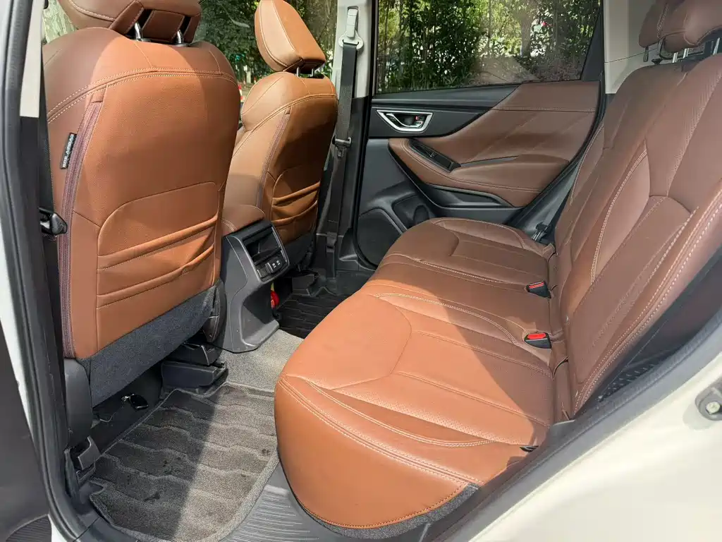 Forester 森林人 2019款 2.0 i 智擎运动版EyeSight