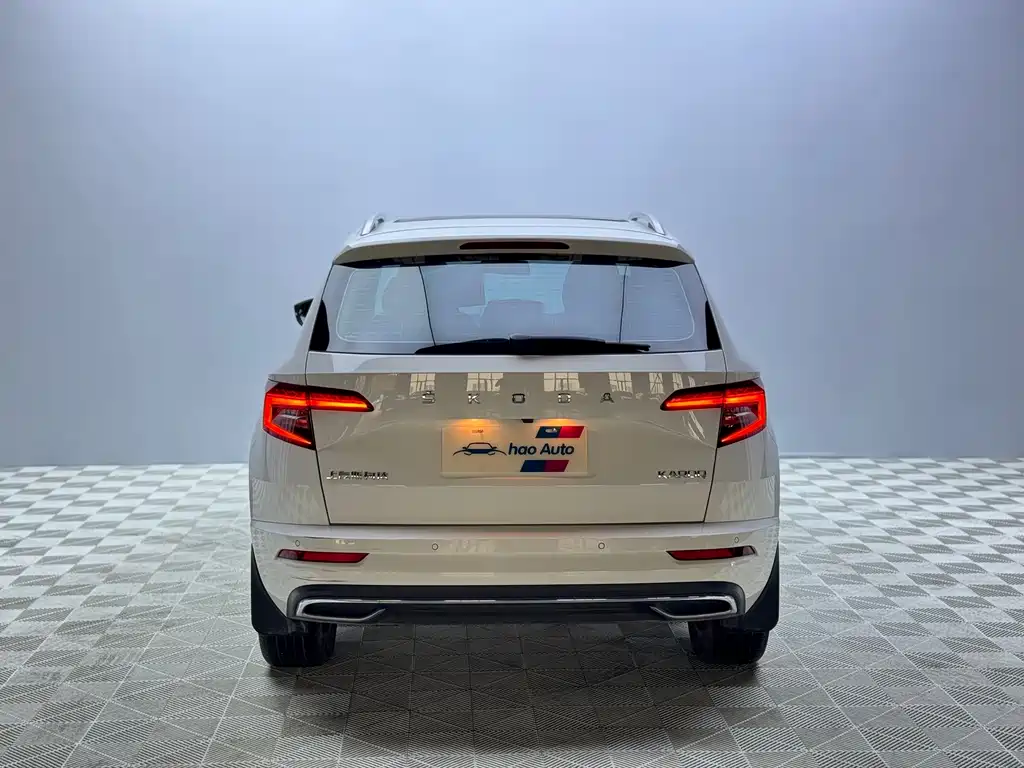 Karoq TSI280 Premium