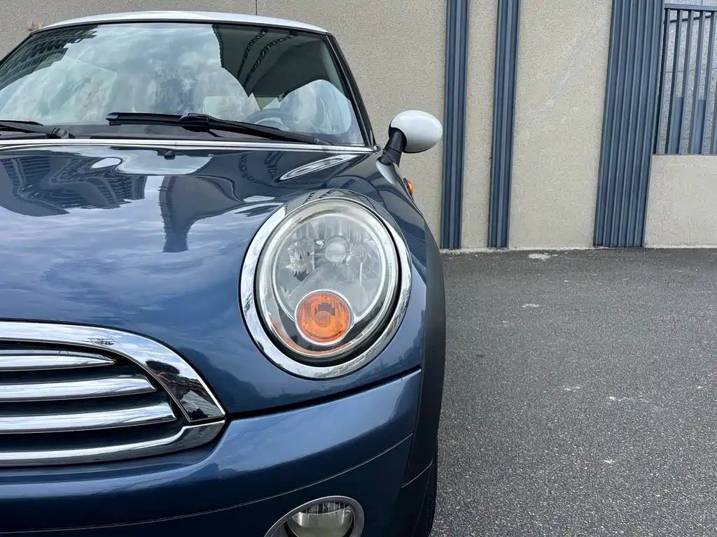 MINI 1.6 L COOPER Cheer