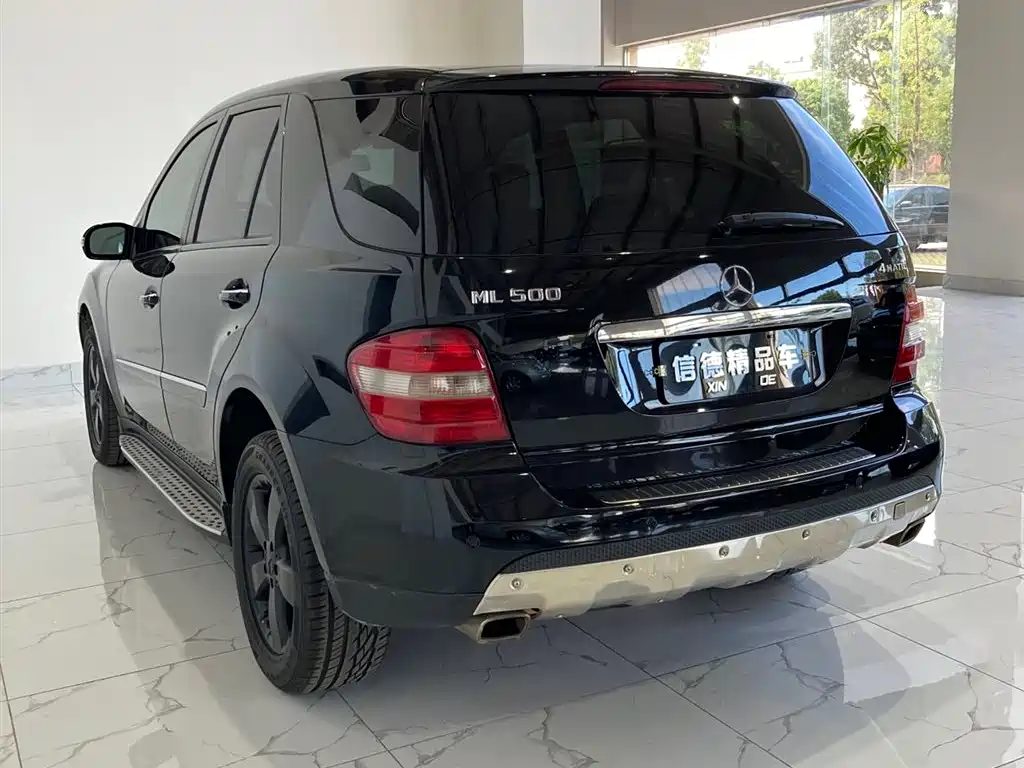 Mercedes-Benz M-Class ML 500 US Spec
