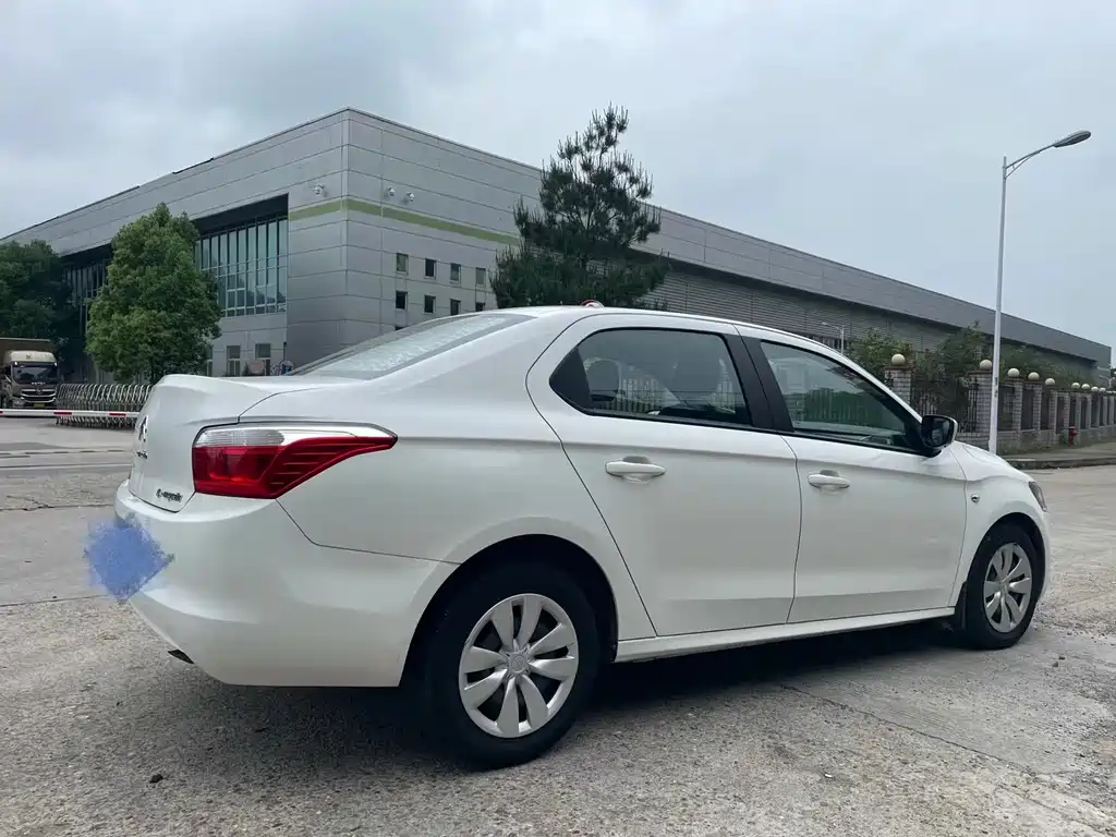 Elysee 1.6 L Auto Fashion
