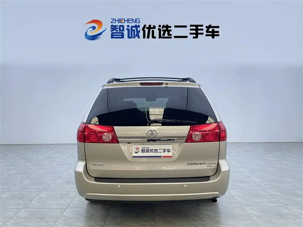 SIENNA 3.5 L US Spec