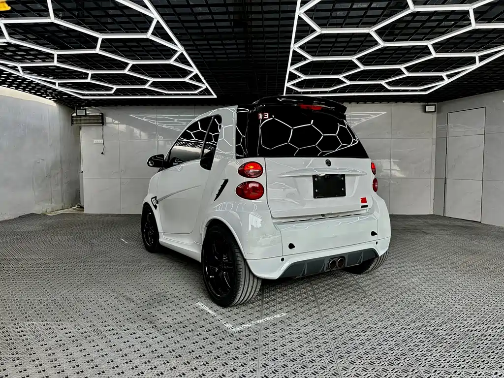 smart fortwo smart fortwo 2012款 1.0 T 博速Xclusive版