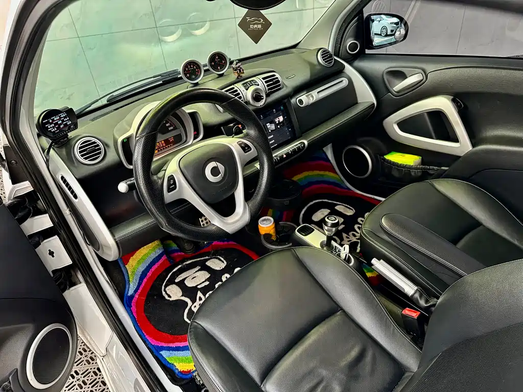 smart fortwo smart fortwo 2012款 1.0 T 博速Xclusive版