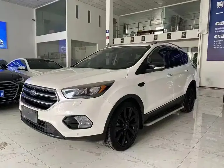 Ford Kuga EcoBoost 245 4 WD Sport