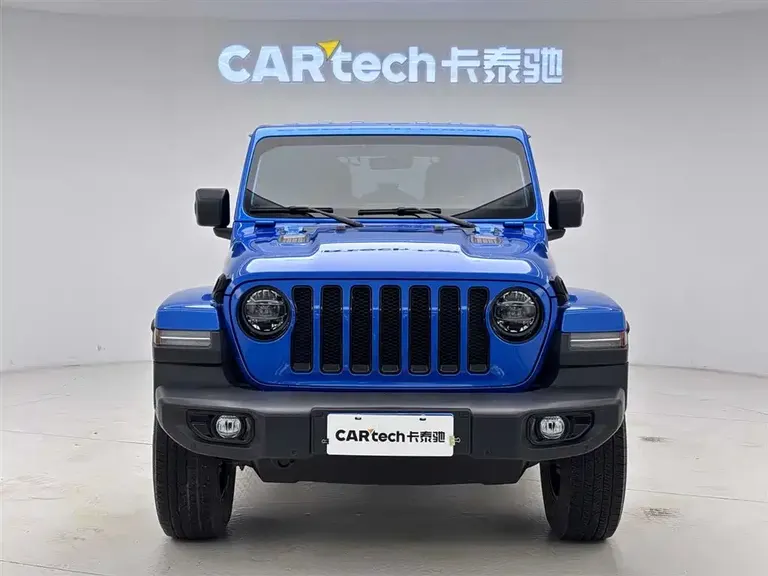 Jeep Wrangler 2.0 T Highland 4-door