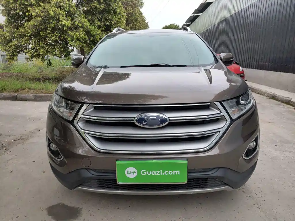 Edge EcoBoost 245 2 WD Elite Sharp 5-seat