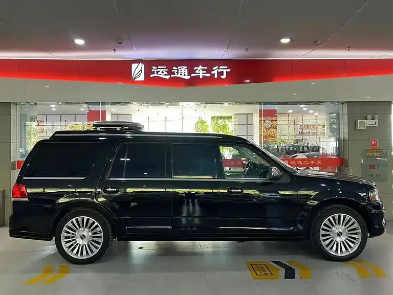 Lincoln Navigator 3.5 T Auto