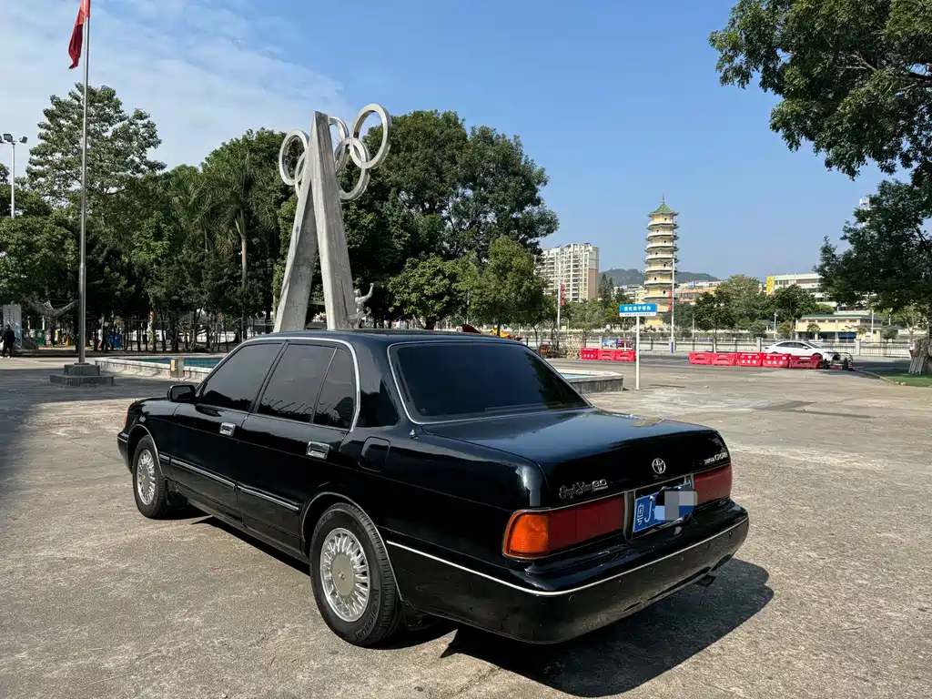 Crown (Import) 皇冠进口 1993款 3.0 L 自动