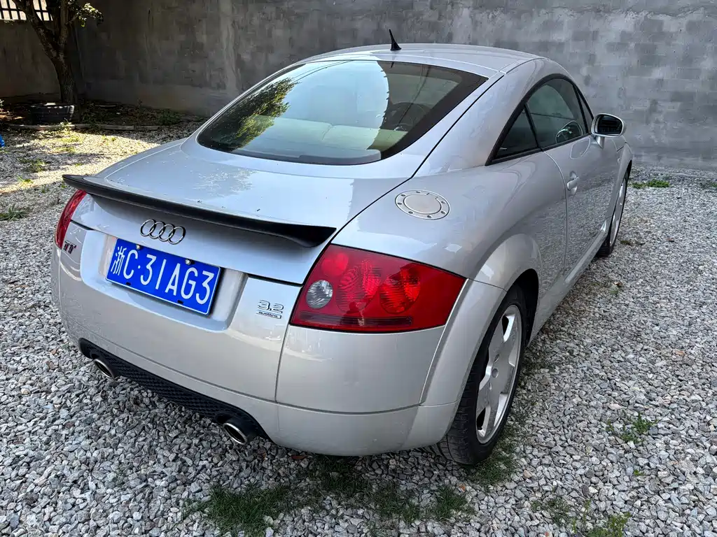 Audi TT 3.2 L Auto