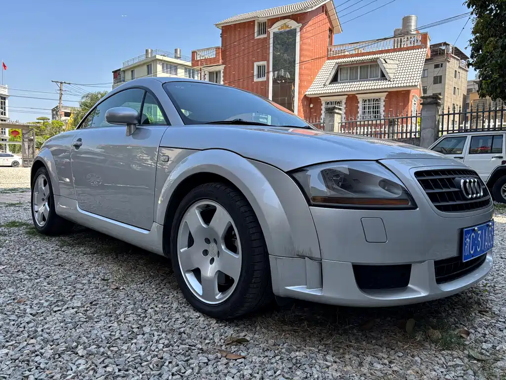 Audi TT 3.2 L Auto